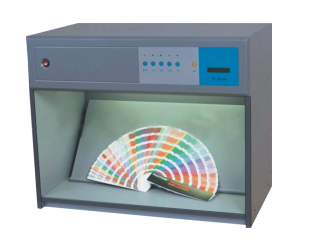 Tủ đánh giá màu (Tiêu chuẩn châu Âu / Bốn nguồn sáng)